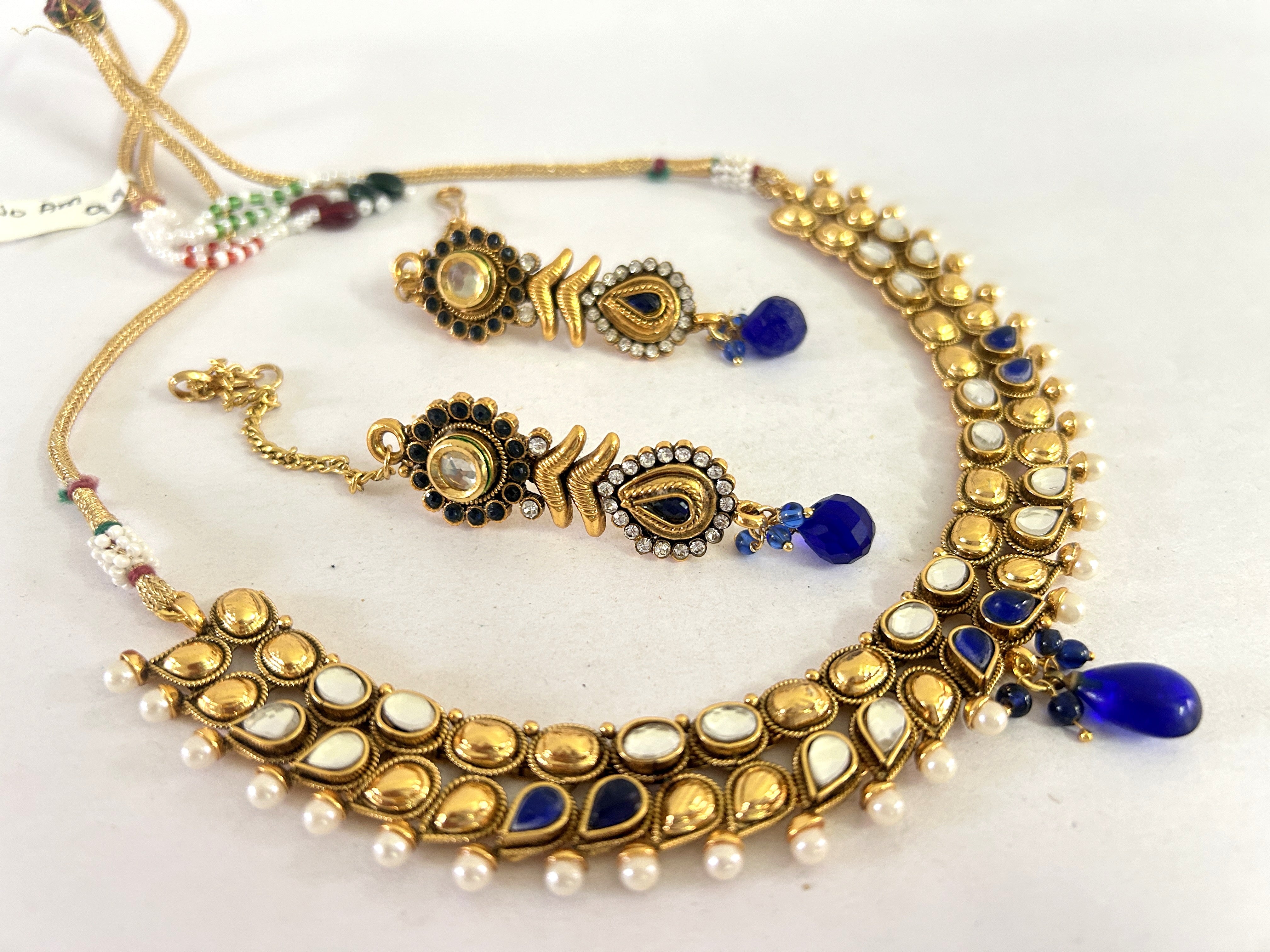 Women Indian Traditional Jewelry