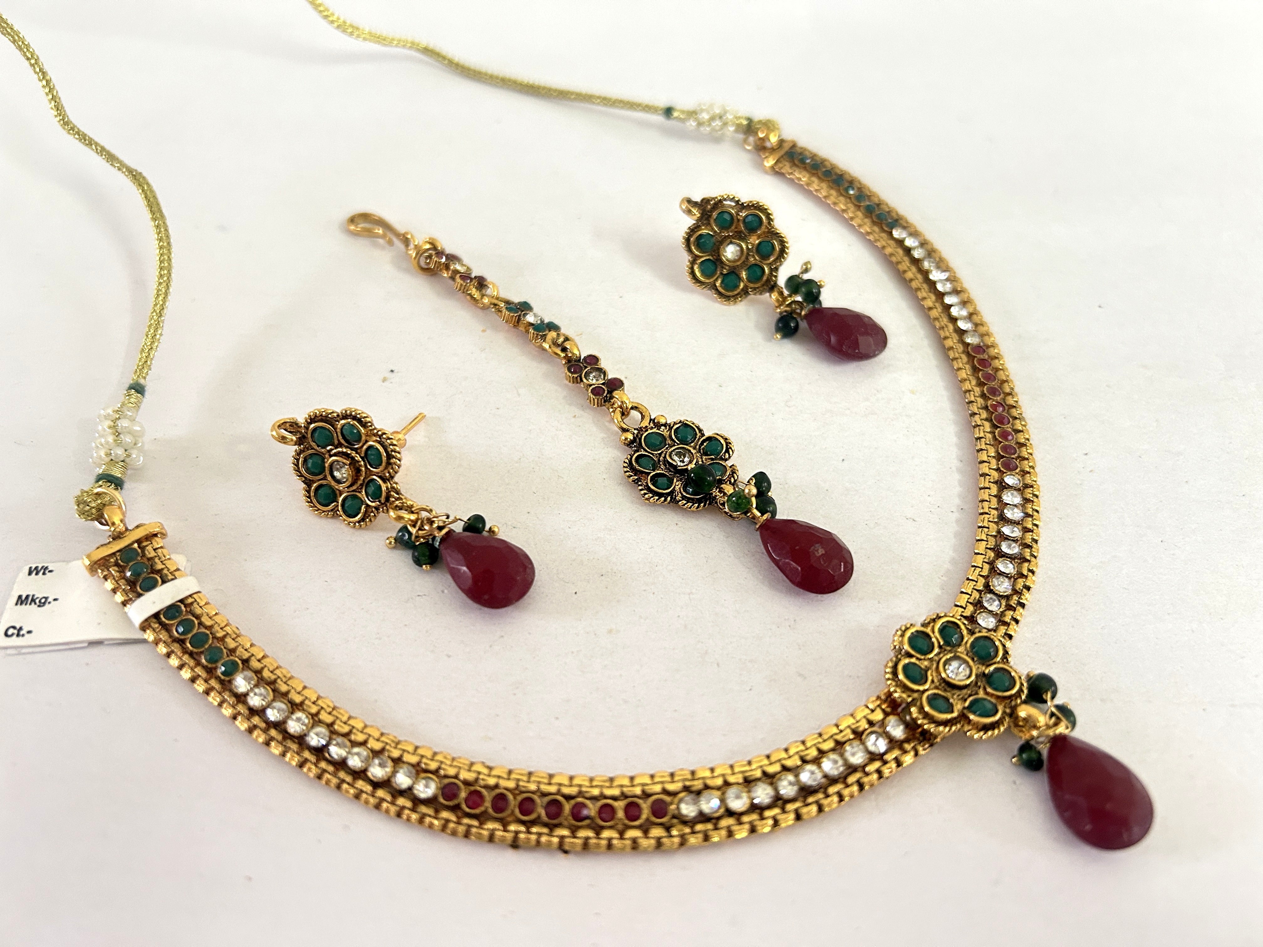 Women Indian Traditional Jewelry