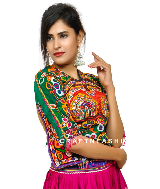 Blusa bordada vintage Kutch