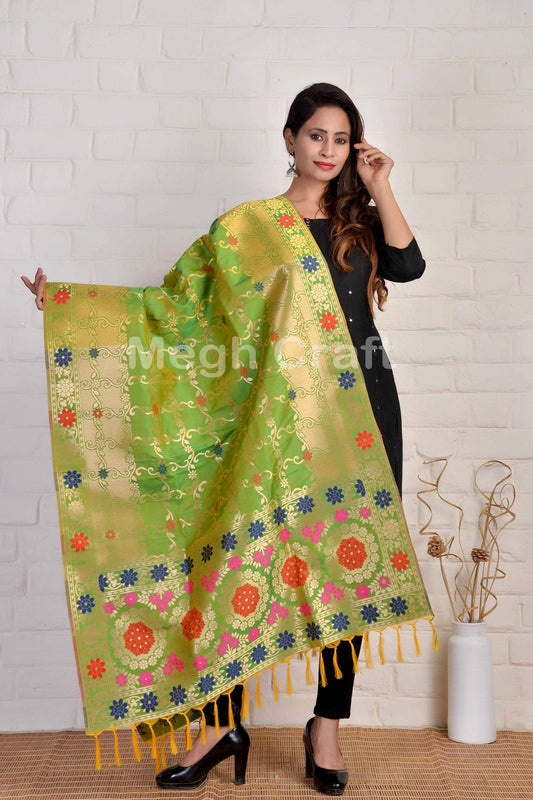 Banarasi Dupatta traditionnel