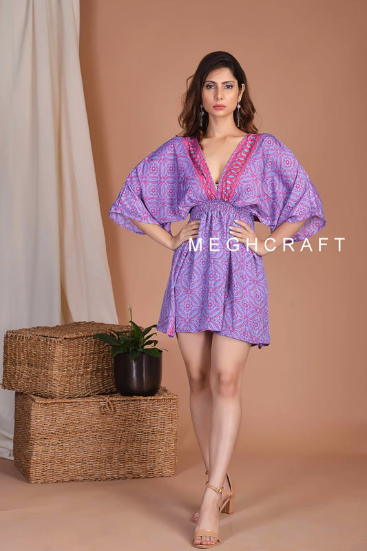 Mini-robe de style caftan pour vêtements de plage