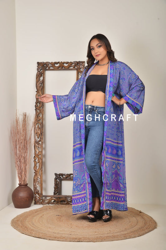 Bata tipo kimono azul para envolver el cuerpo