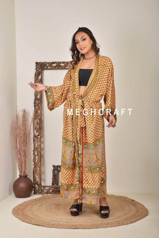 Robe kimono en soie imprimé bloc moutarde