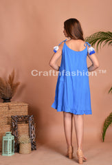 Vestido azul de verano