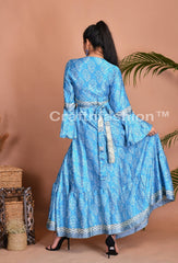 Robe kimono de plage bleue