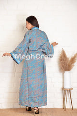 Kimono en crêpe de soie imprimé bleu