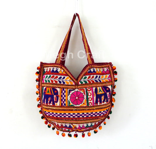 Bolso bordado tradicional