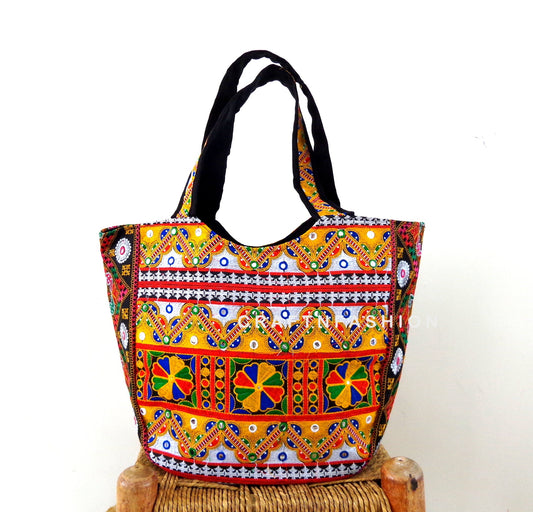 Bolso tote bohemio con patchwork