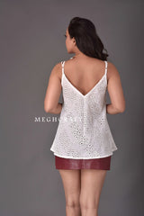 Top Schiffli de mujer de color blanco