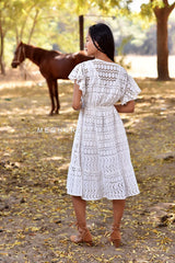 Vestido Schiffli blanco estilo vestido