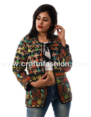 Chaqueta con bordado bohemio