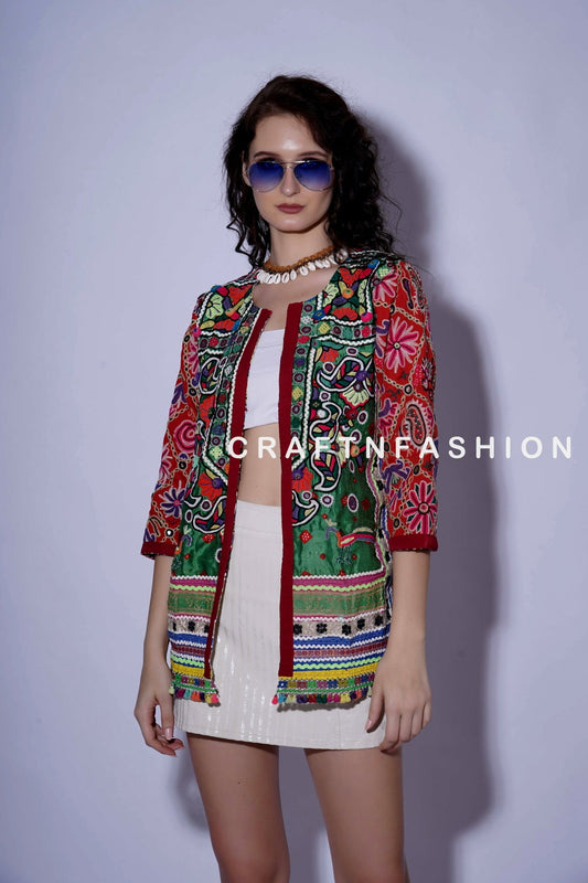 Chaqueta Bordada Boho Chic