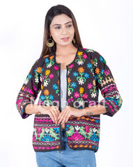 Chaqueta gujarati con bordado floral