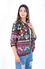 Chaqueta gujarati con bordado floral