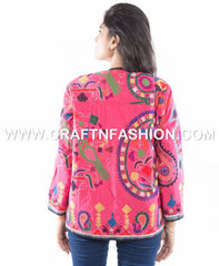 Chaqueta rosa con bordado Kutch